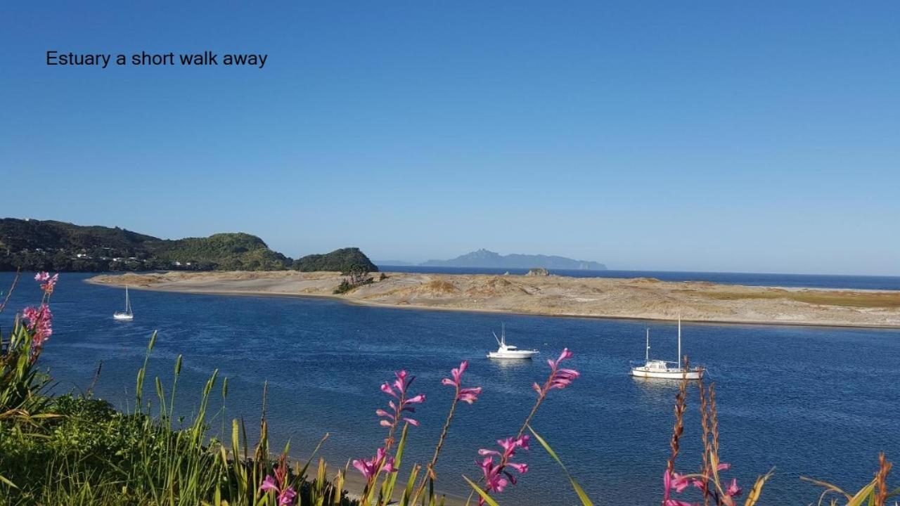 Cosy Mangawhai House Luaran gambar