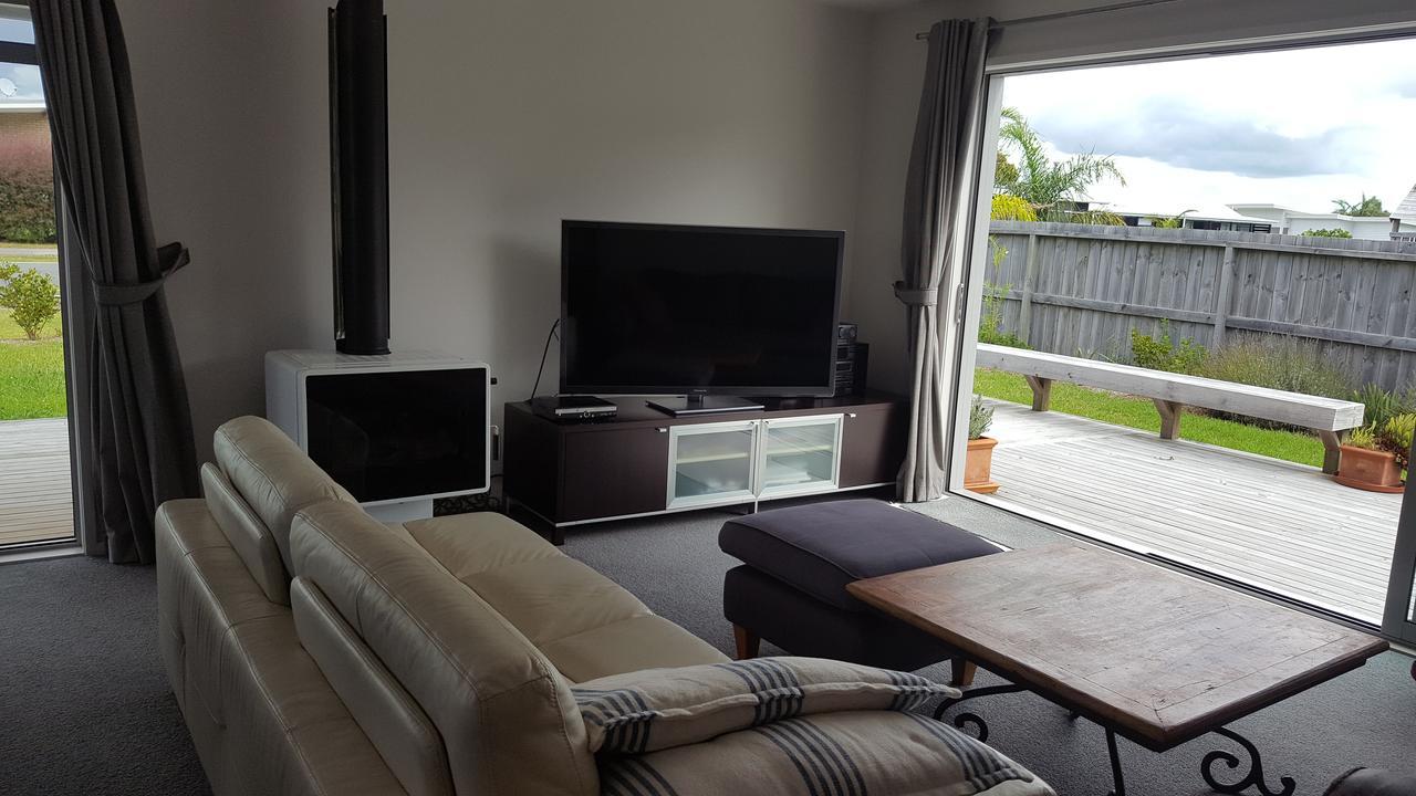 Cosy Mangawhai House Luaran gambar